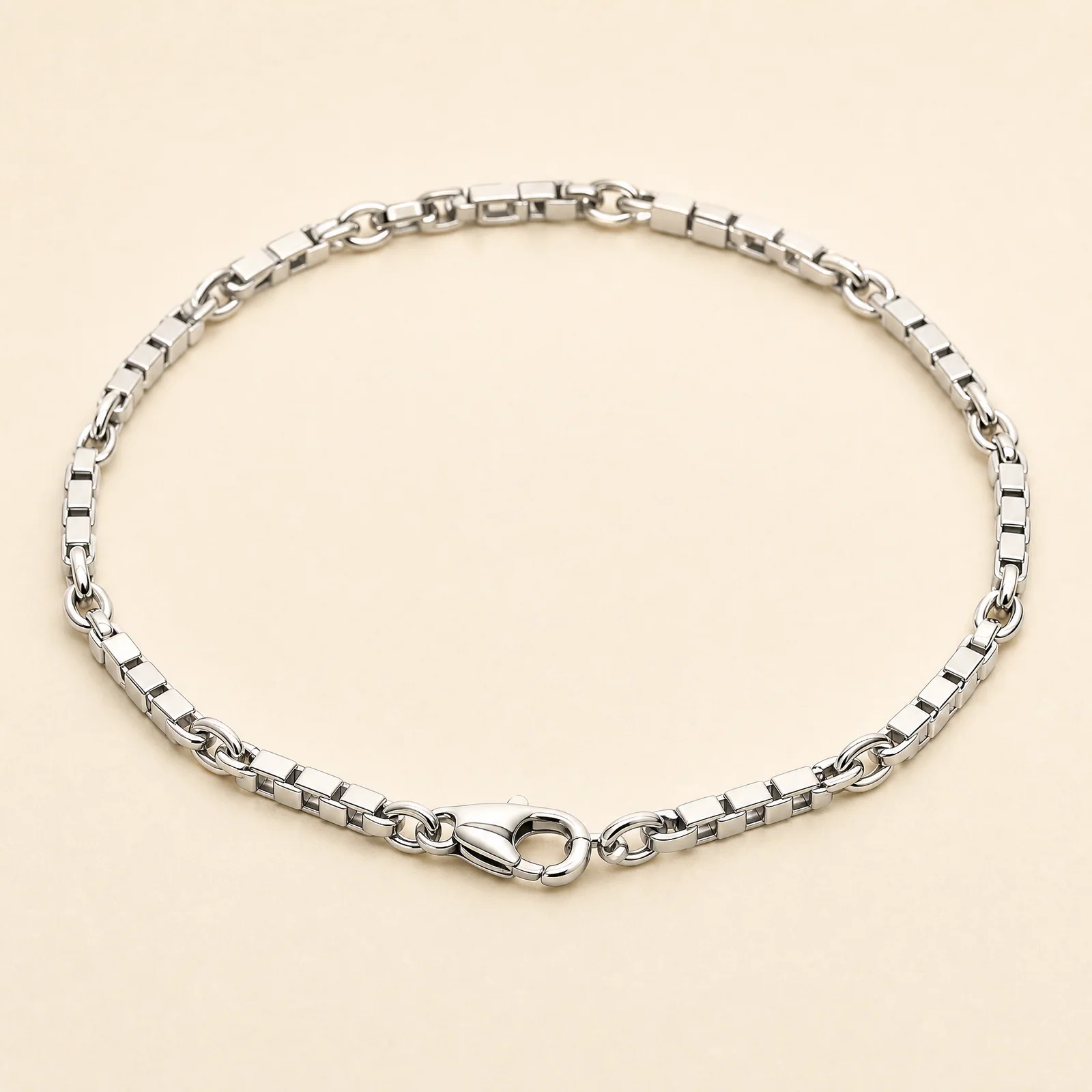 Verdant Box Anchor Chain — official catalogue photo