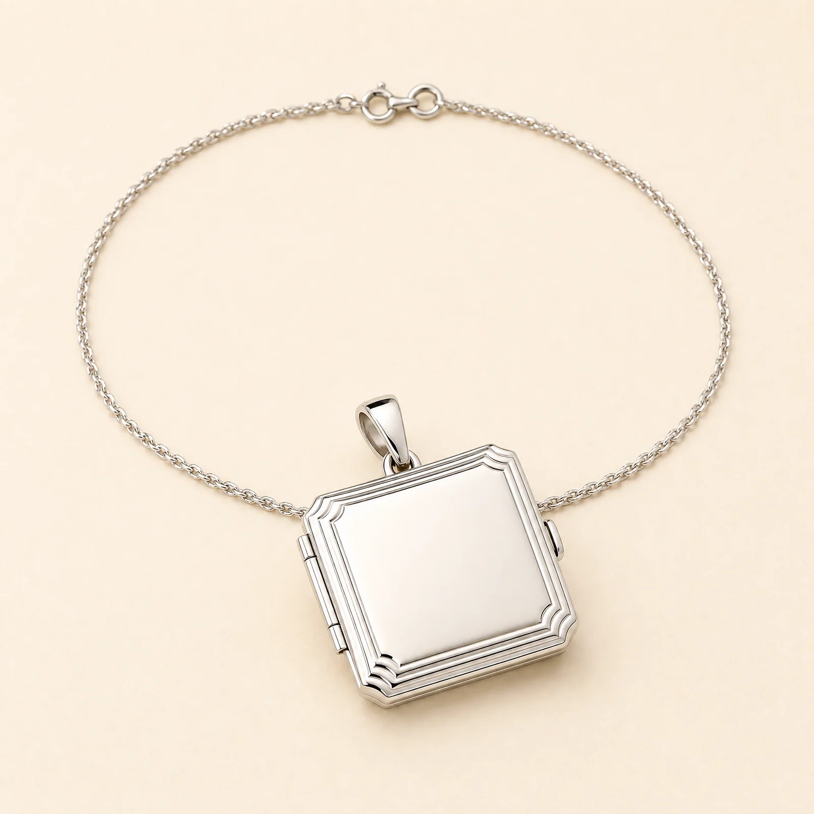 Aureate Herald Square Locket — official catalogue photo