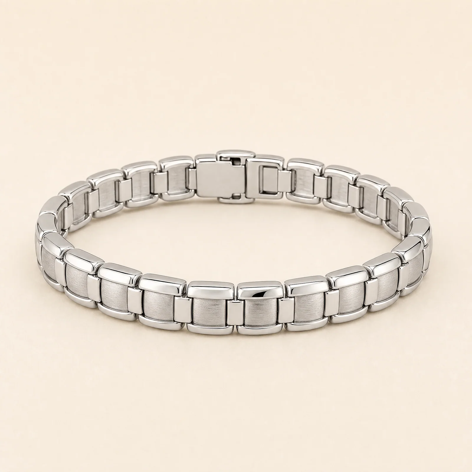 Velocity Barrel Bracelet — official catalogue photo
