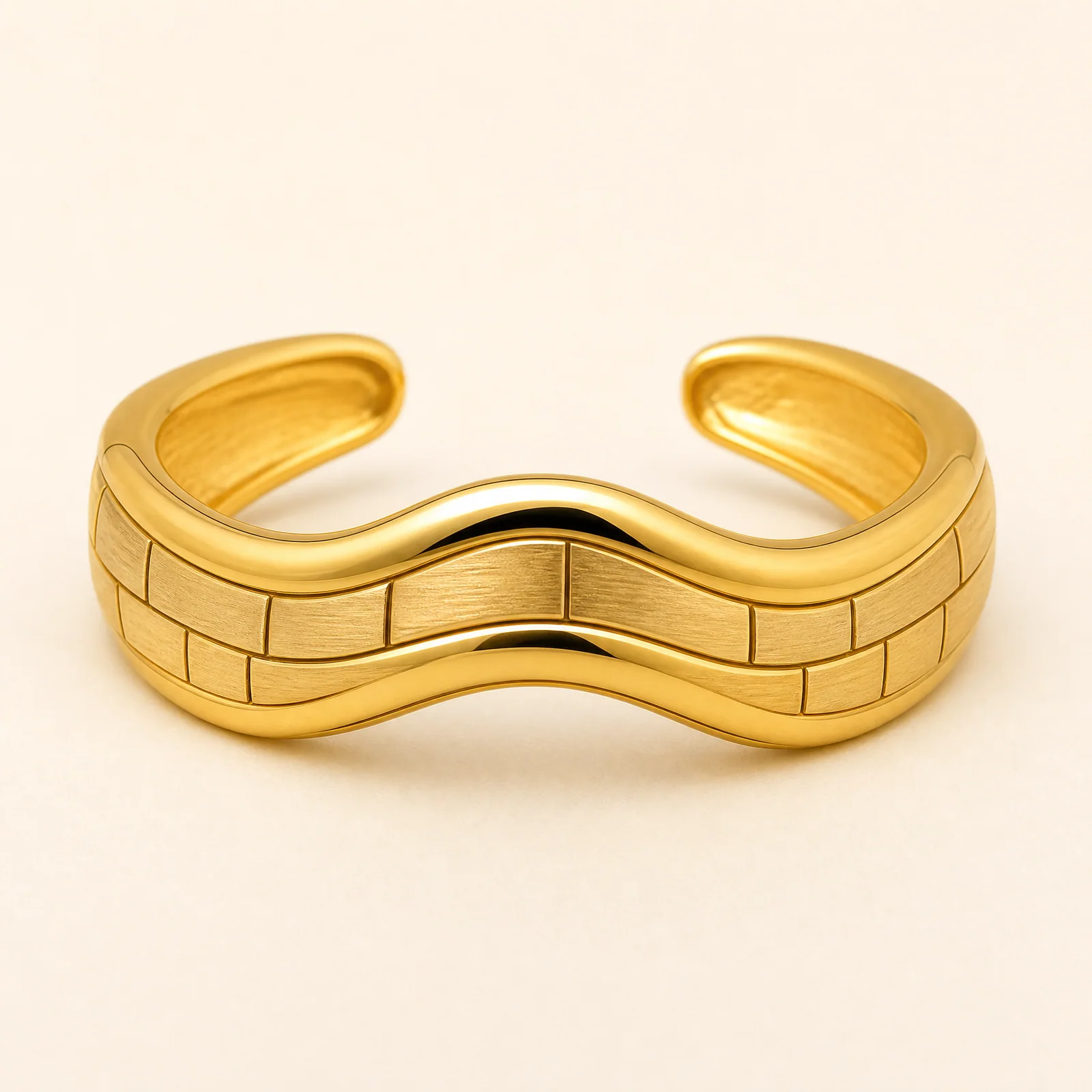 Mosaic Dawnline Bracelet — official catalogue photo